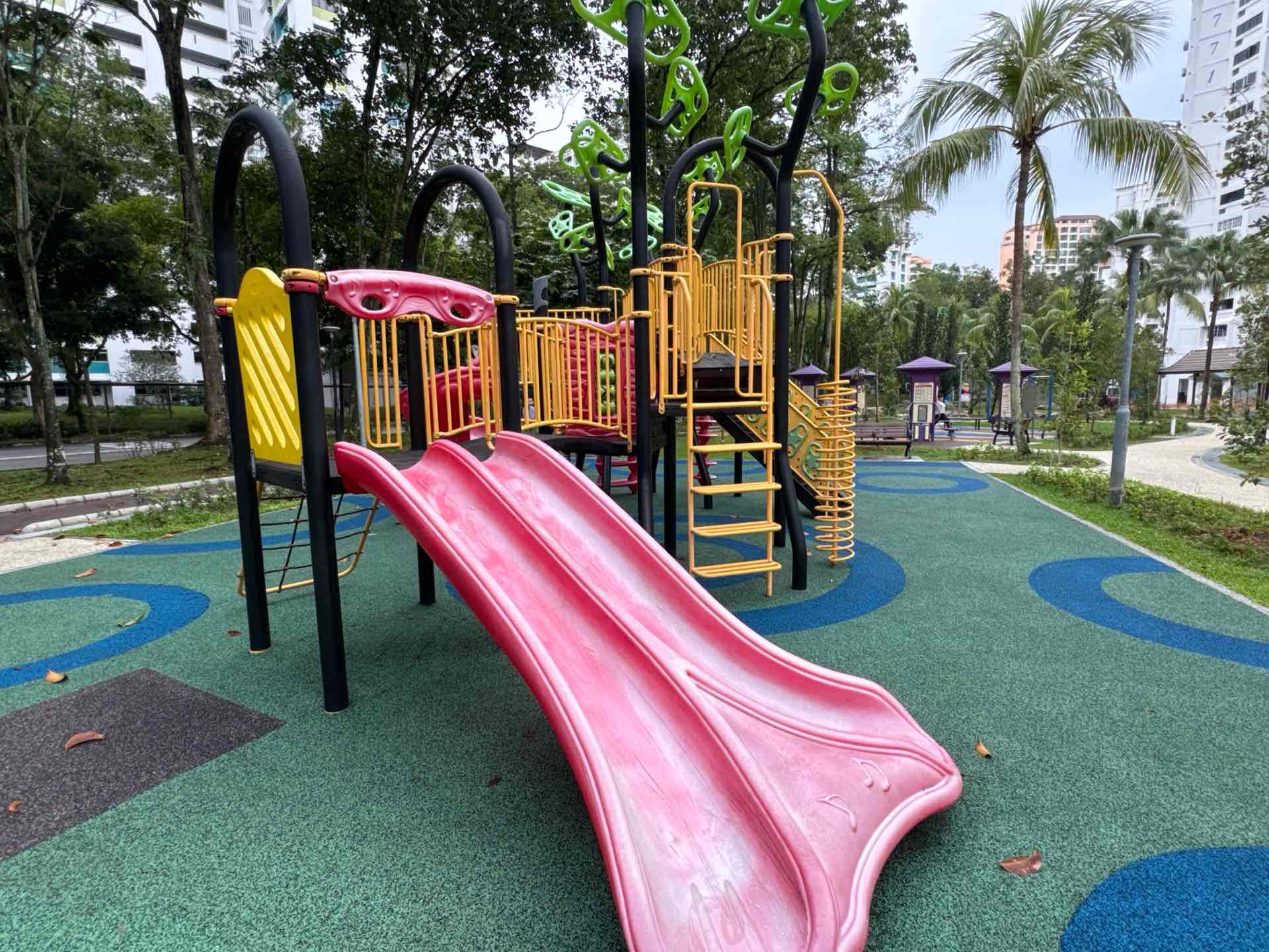 Stagmont Park Playground - Photo 3