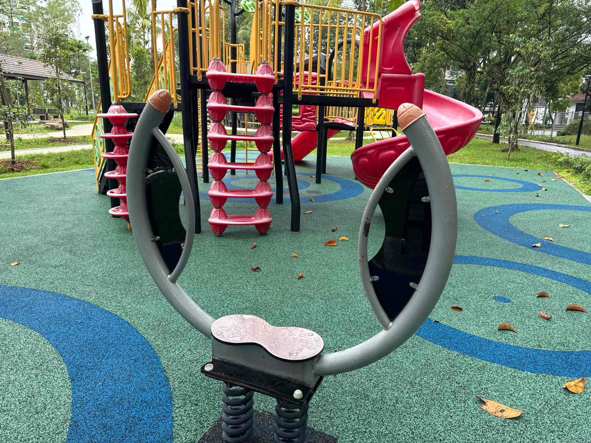 Stagmont Park Playground - Photo 4