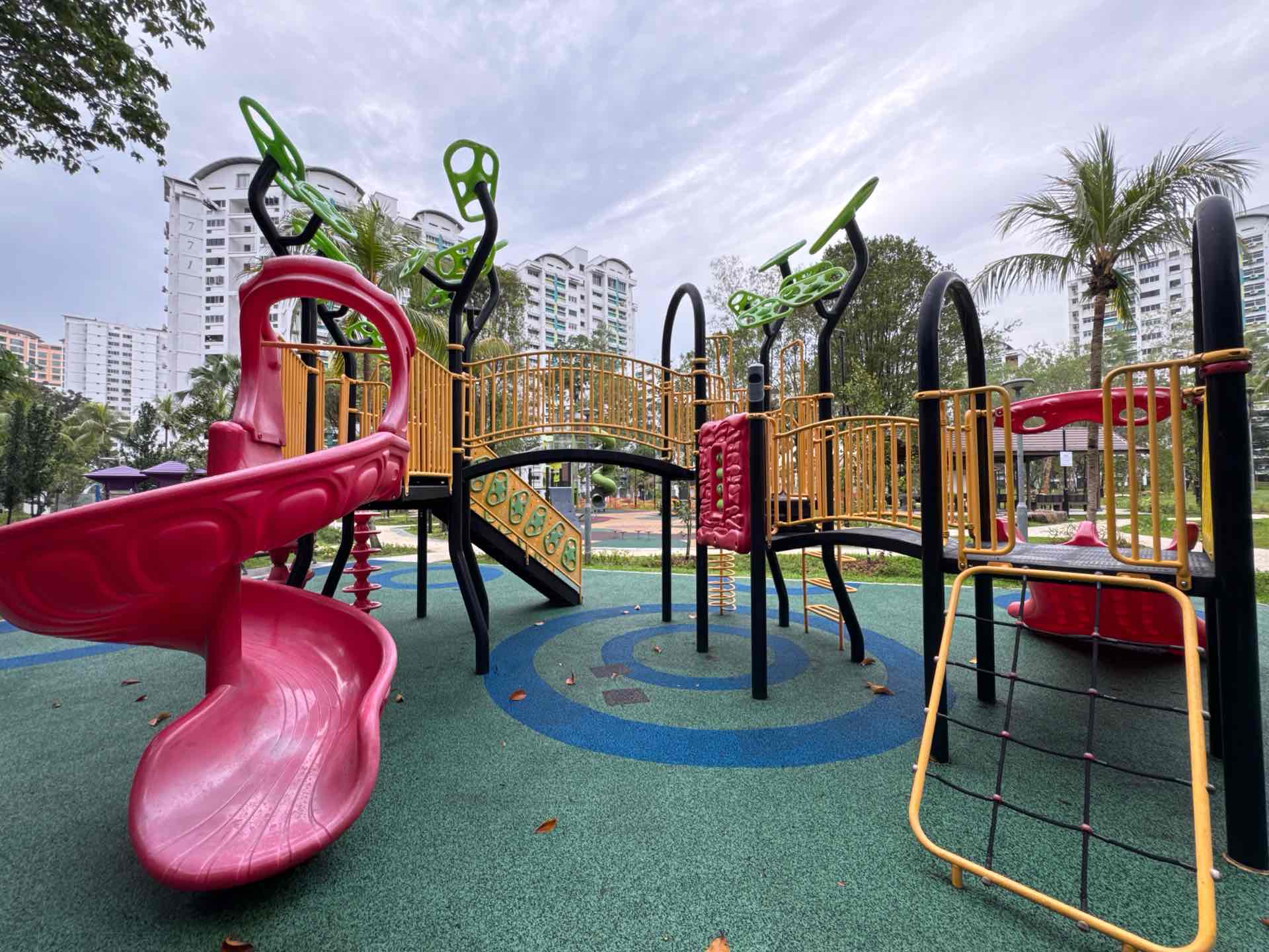 Stagmont Park Playground - Photo 2