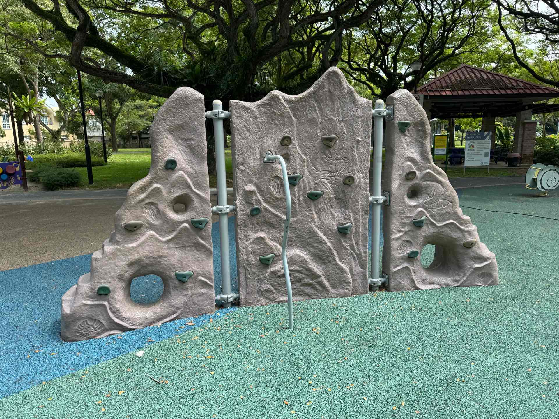Telok Kurau Park Playground - Photo 4