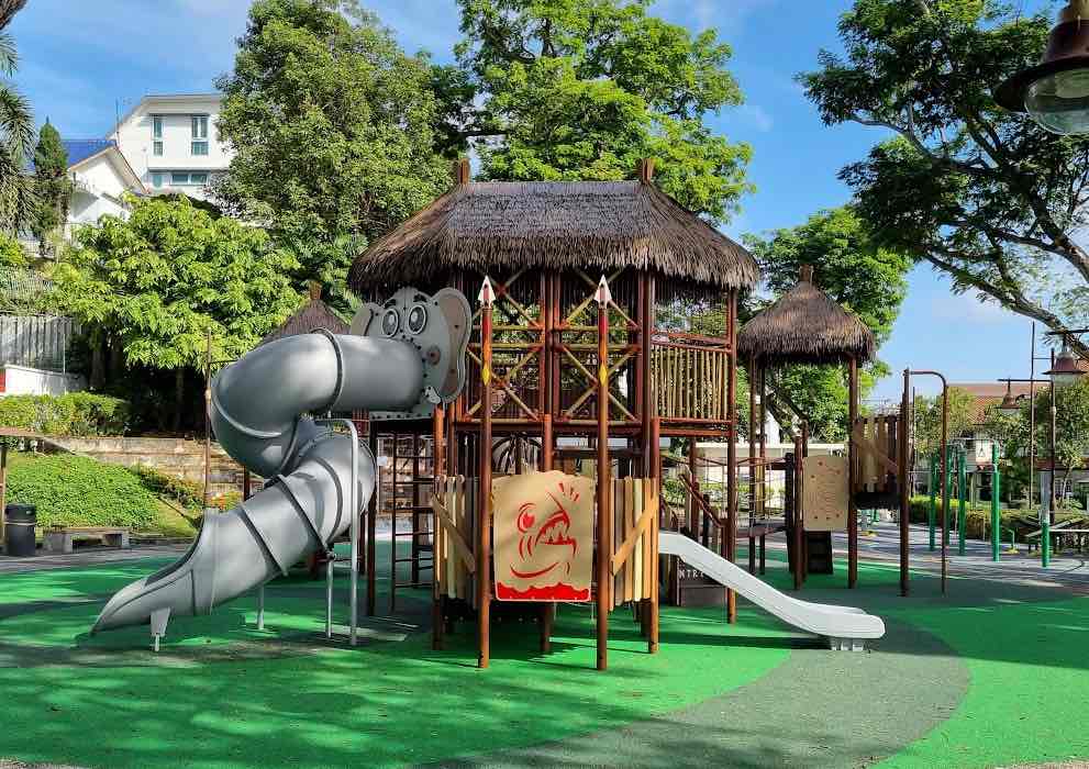 Elite Terrace Park Amazon Playground