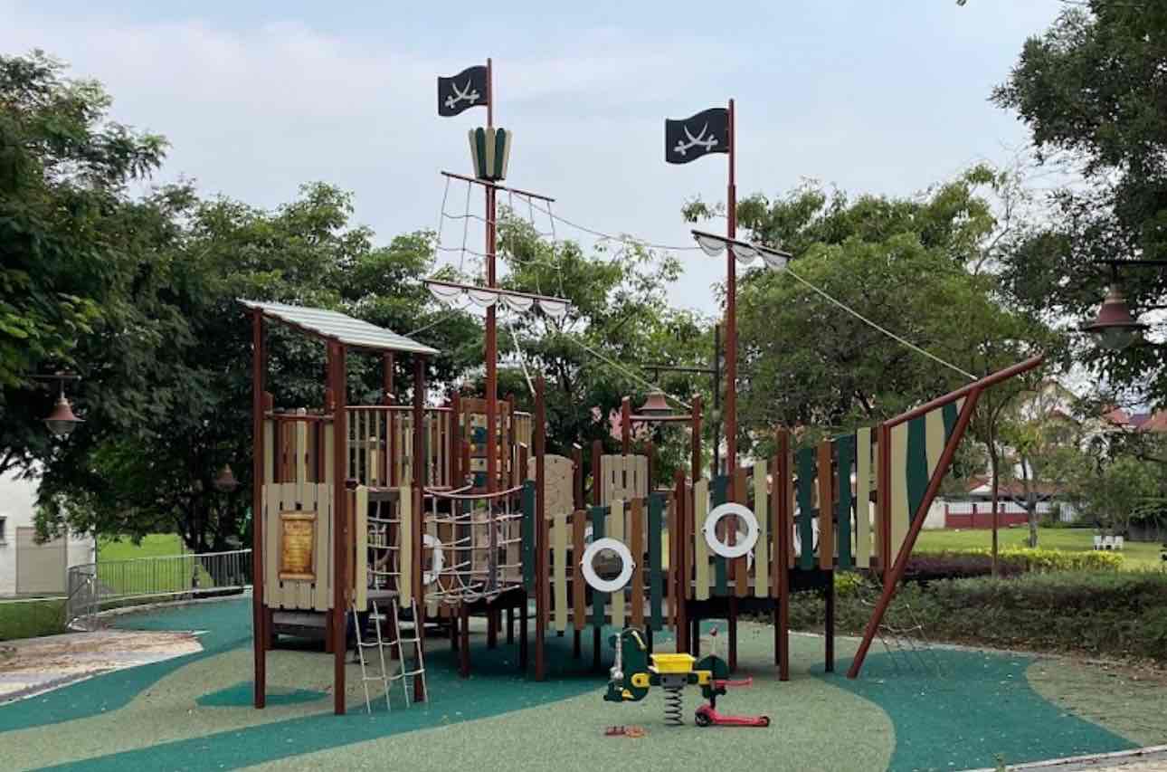Tanah Puteh Park Playground