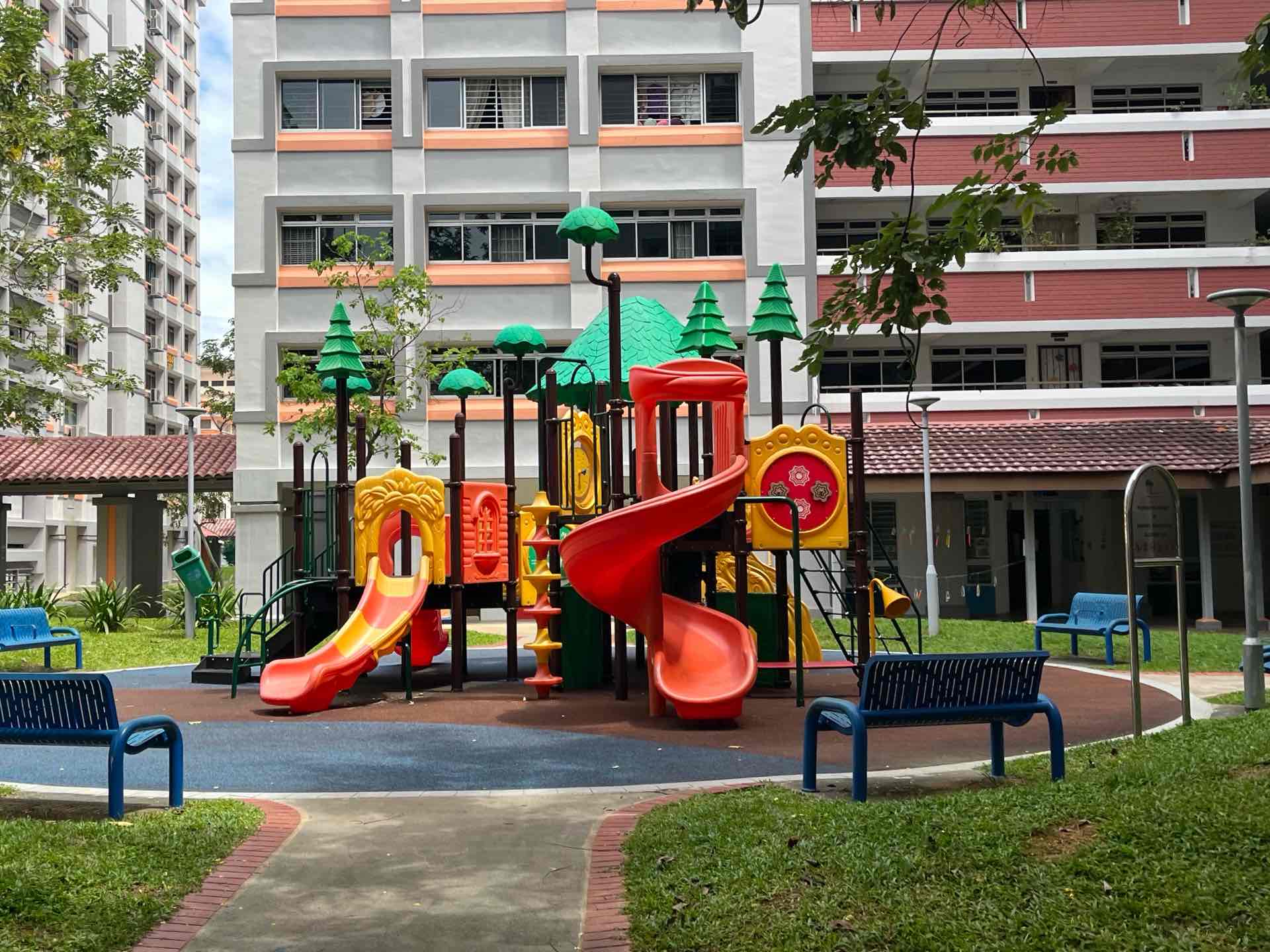 385 Tampines Street 32 Playground