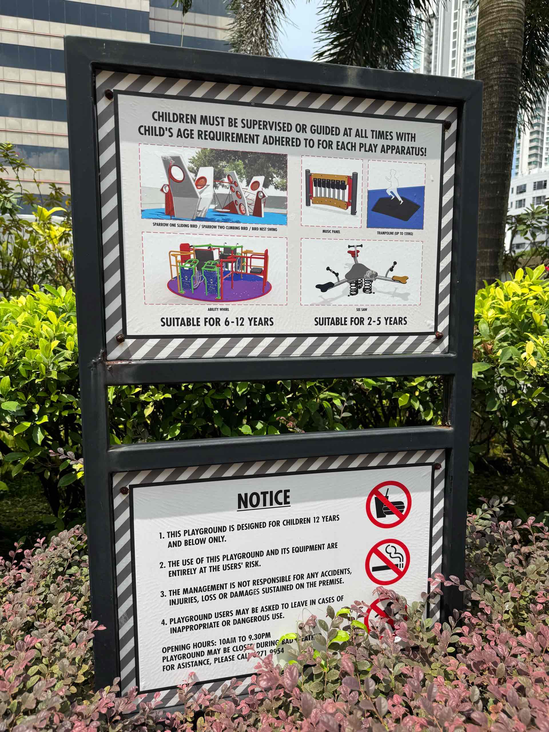 Tiong Bahru Plaza Rooftop Playground Level 3 - Photo 3