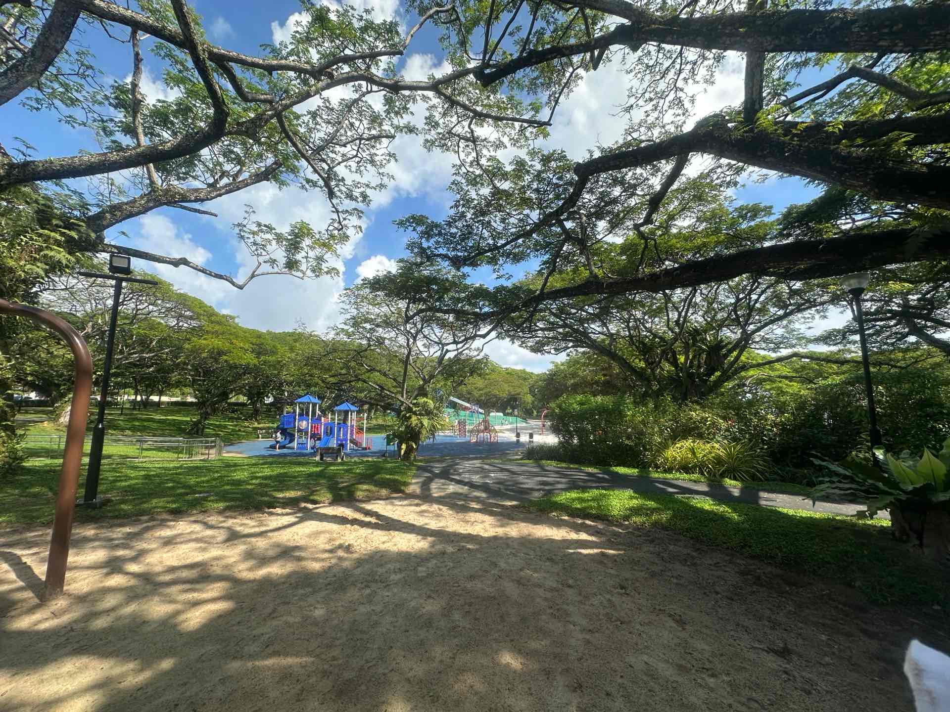 Pasir Ris Park Adventure Playground - Photo 3