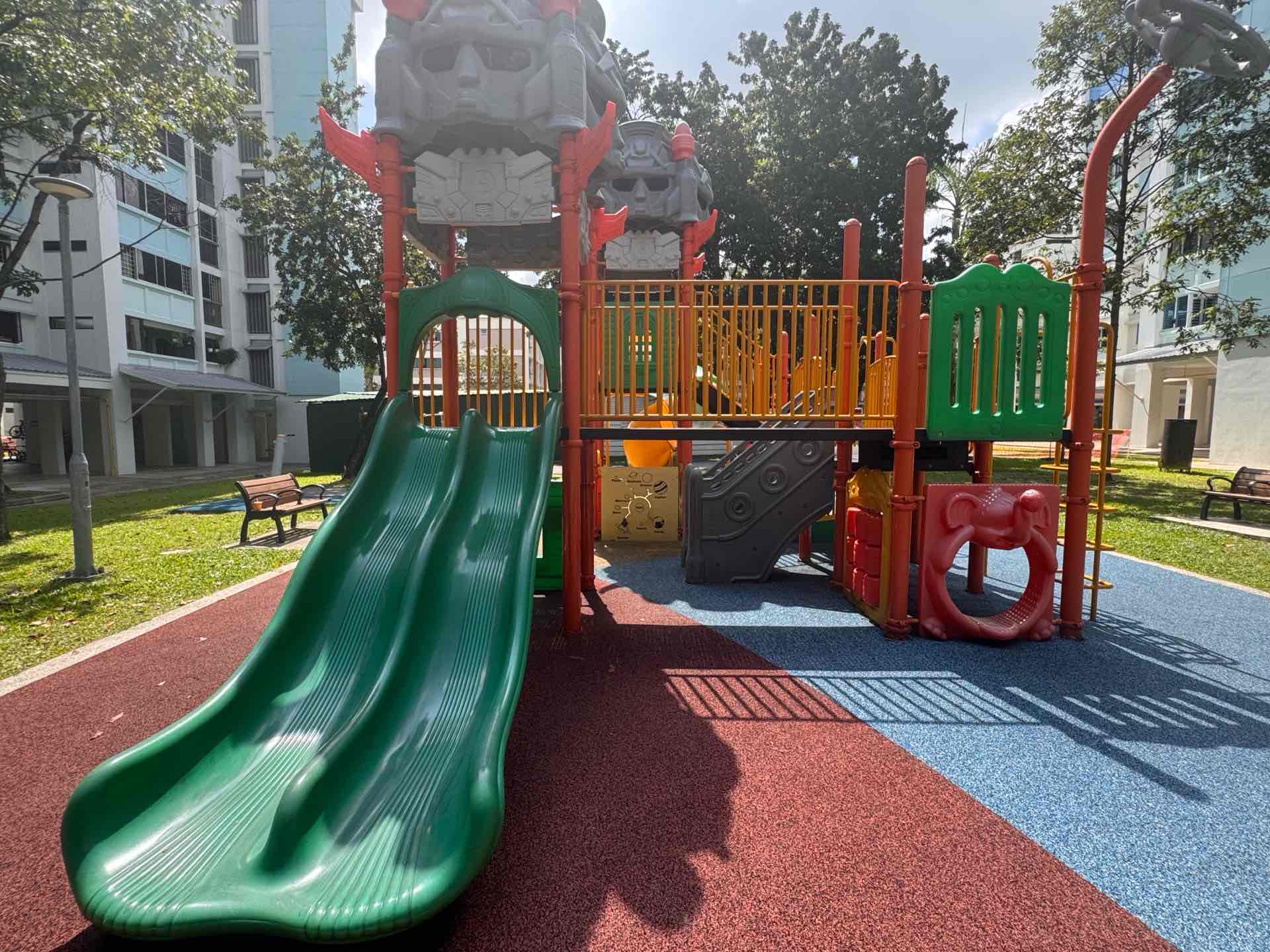 820 Woodlands Street 82 Playground