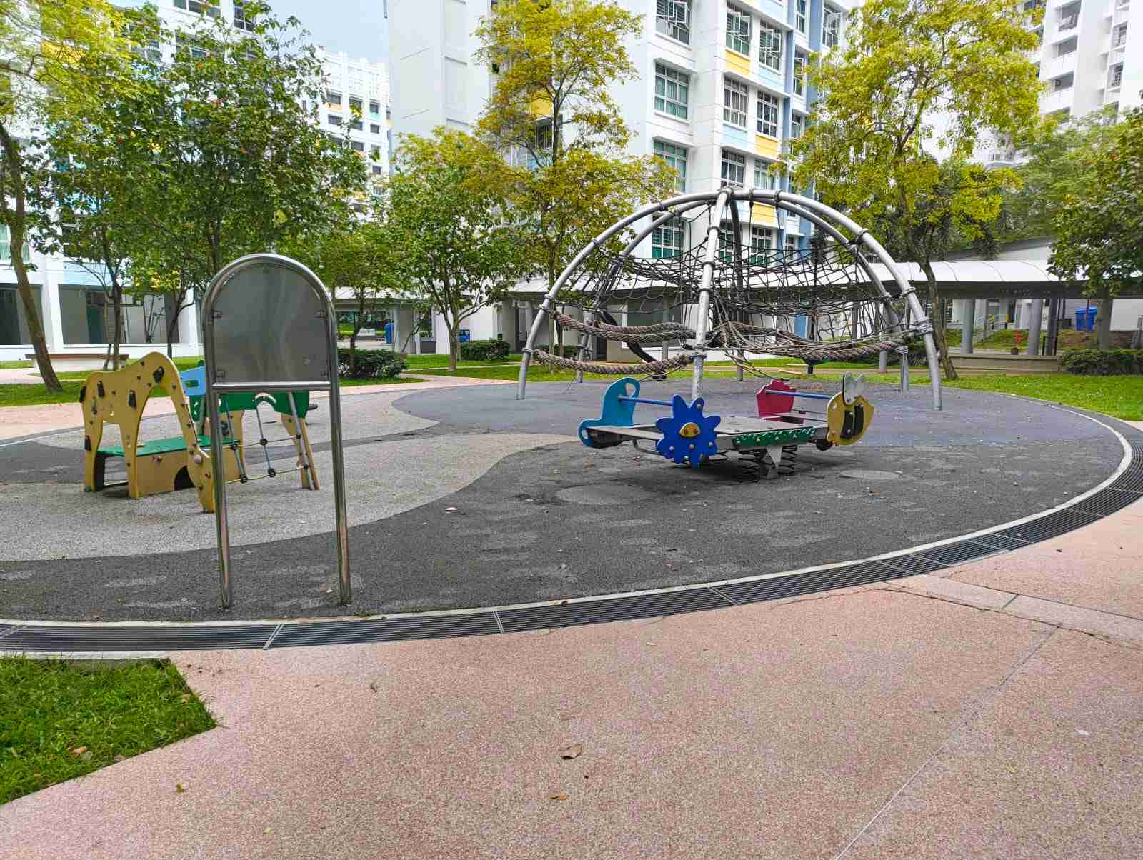 886C Woodlands Drive 50 Playground - Photo 2