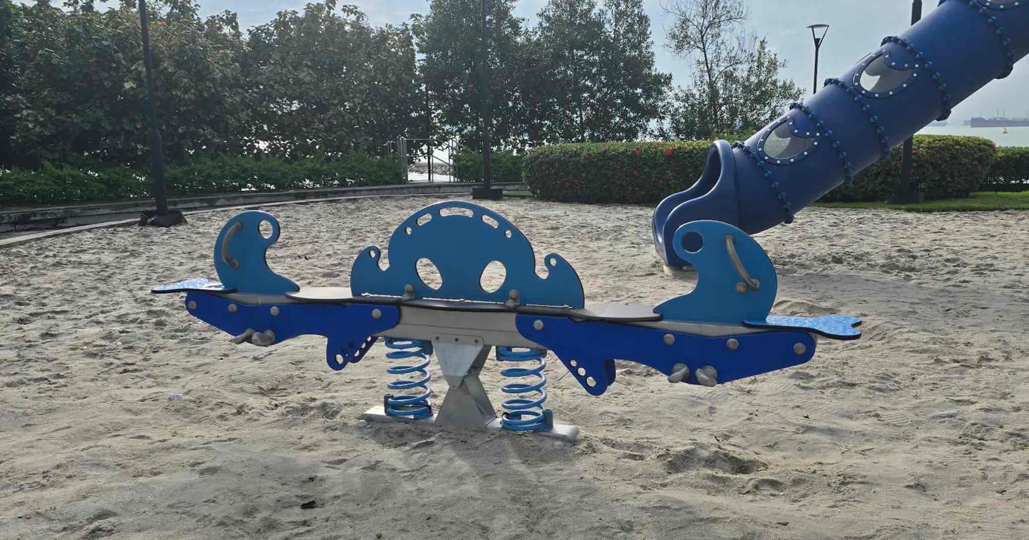 Marina East Park Playground - Photo 2