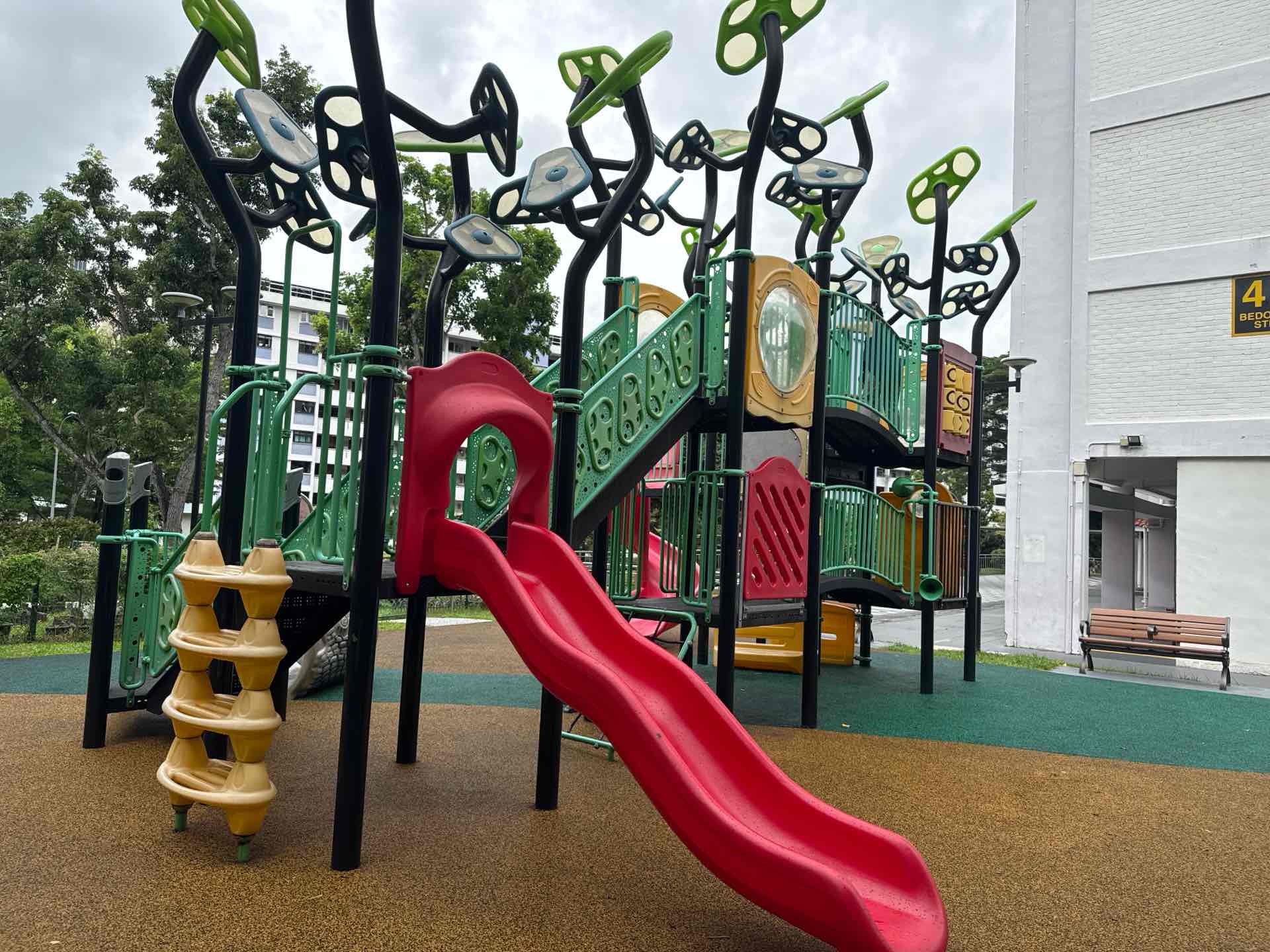 Garden Hill Park Playground - Photo 4