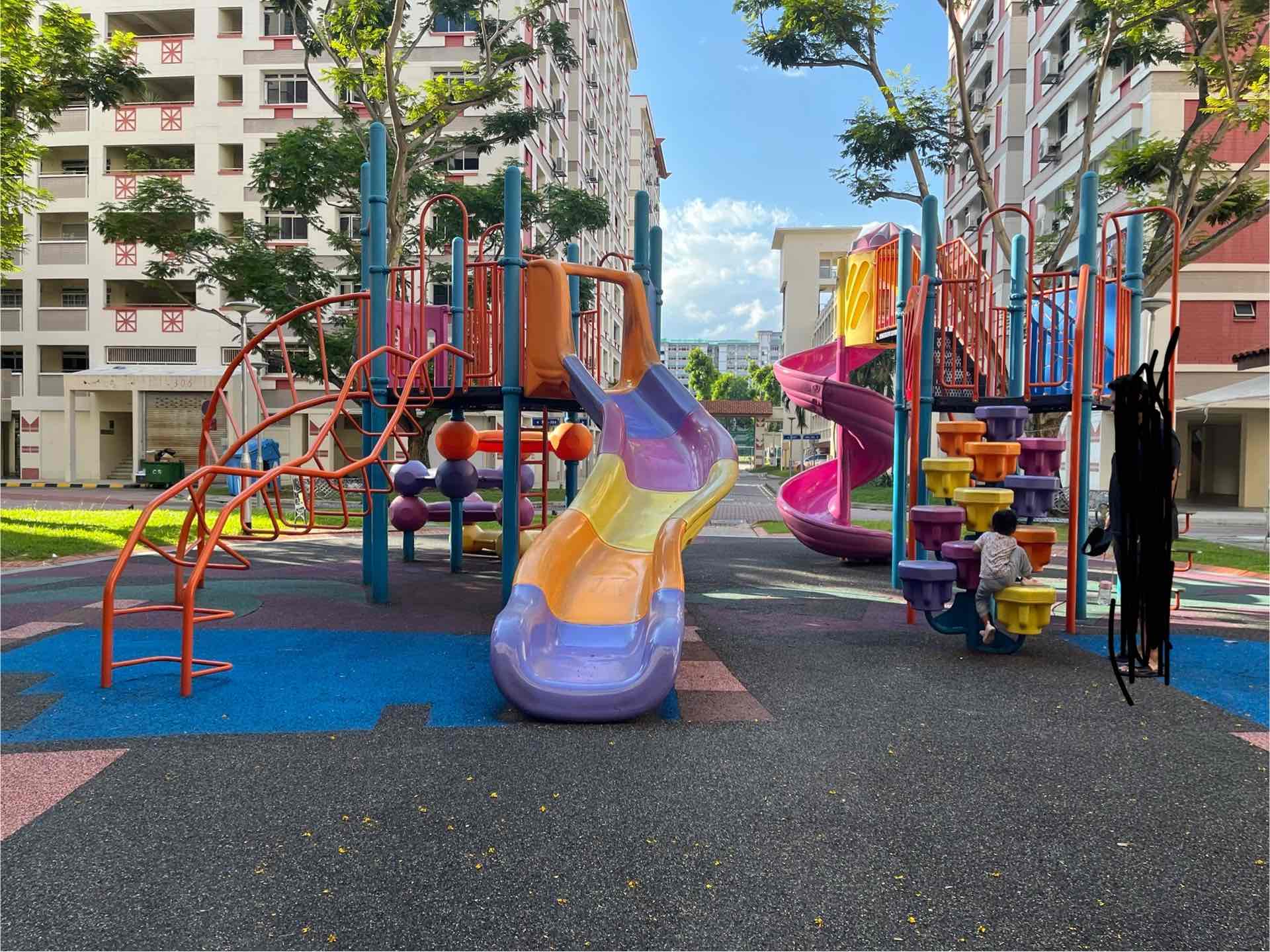 305 Tampines Street 32 Playground